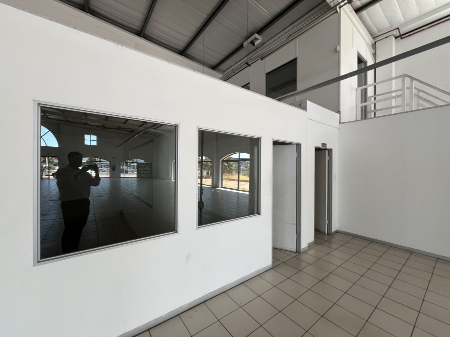 To Let commercial Property for Rent in Sanddrift Western Cape